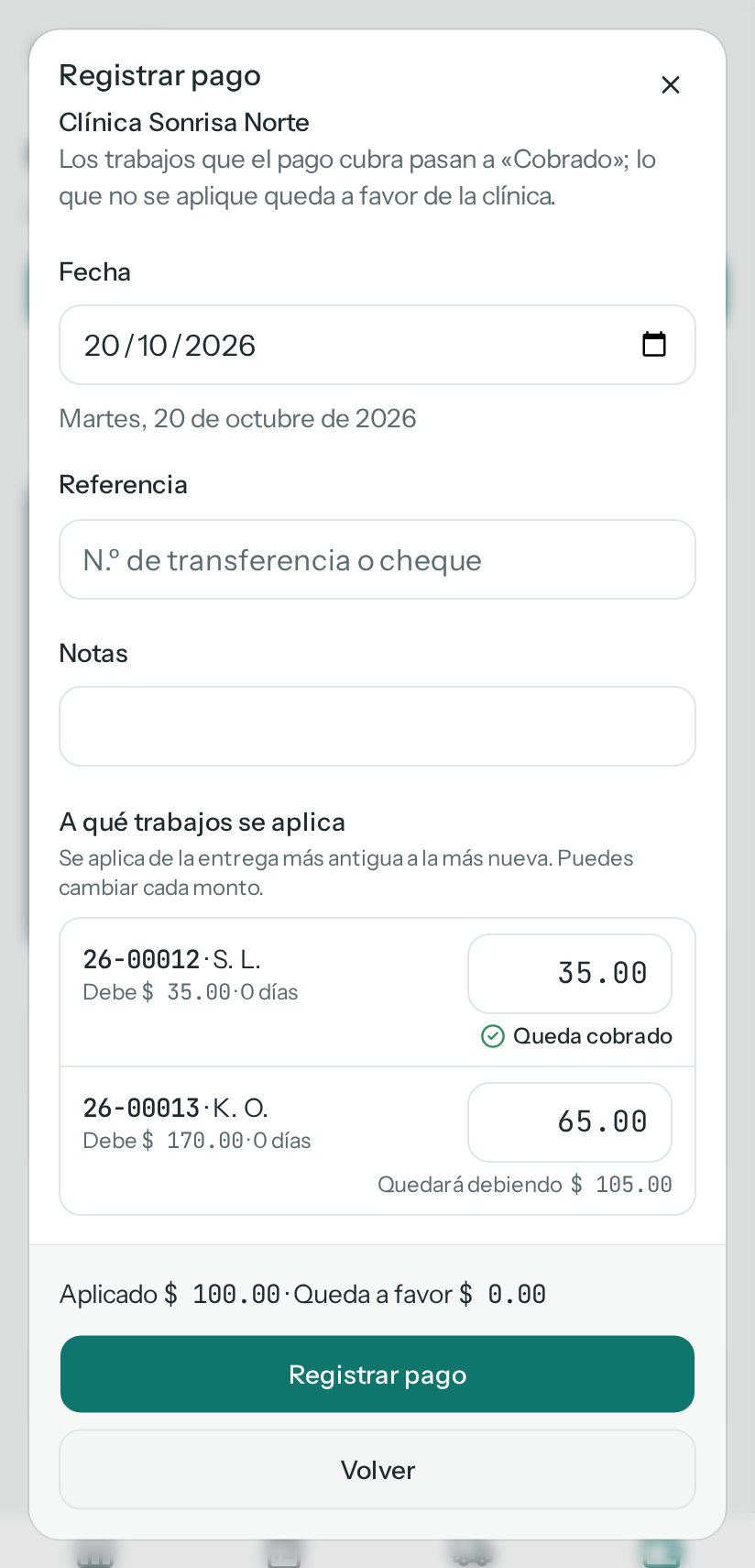 Diálogo Registrar pago de $ 100.00 por transferencia: 26-00012 recibe $ 35.00 y queda cobrado; 26-00013 recibe $ 65.00 y quedará debiendo $ 105.00 (en el teléfono)